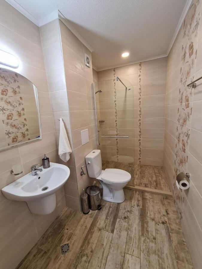 Villa Yanevi ラヴダ エクステリア 写真
